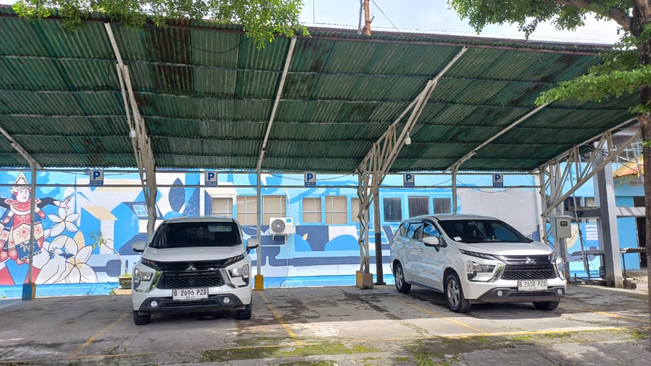 Parkir Mobil Lebih Aman dan Berjarak, PLN Icon Plus Ciptakan Lingkungan Kerja Tertib