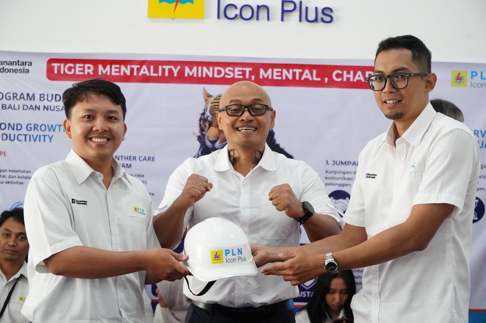 PLN Icon Plus Laksanakan Serah Terima Jabatan sebagai Wujud Keberlanjutan Kepemimpinan dan Penguatan Organisasi