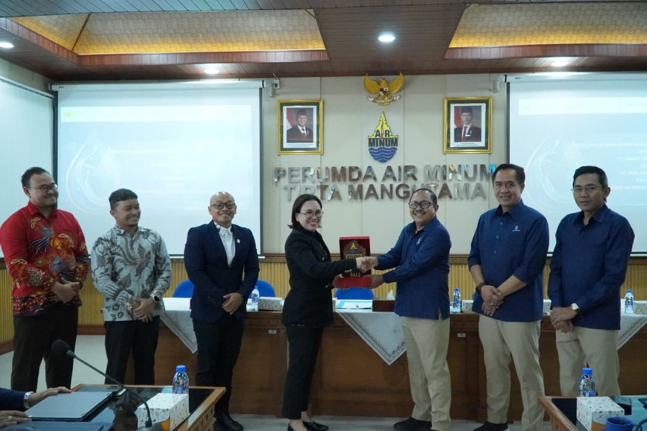 PLN Icon Plus dan Perumda Tirta Mangutama Badung Perkuat Kolaborasi Energi Terbarukan melalui Virtual Power Plant